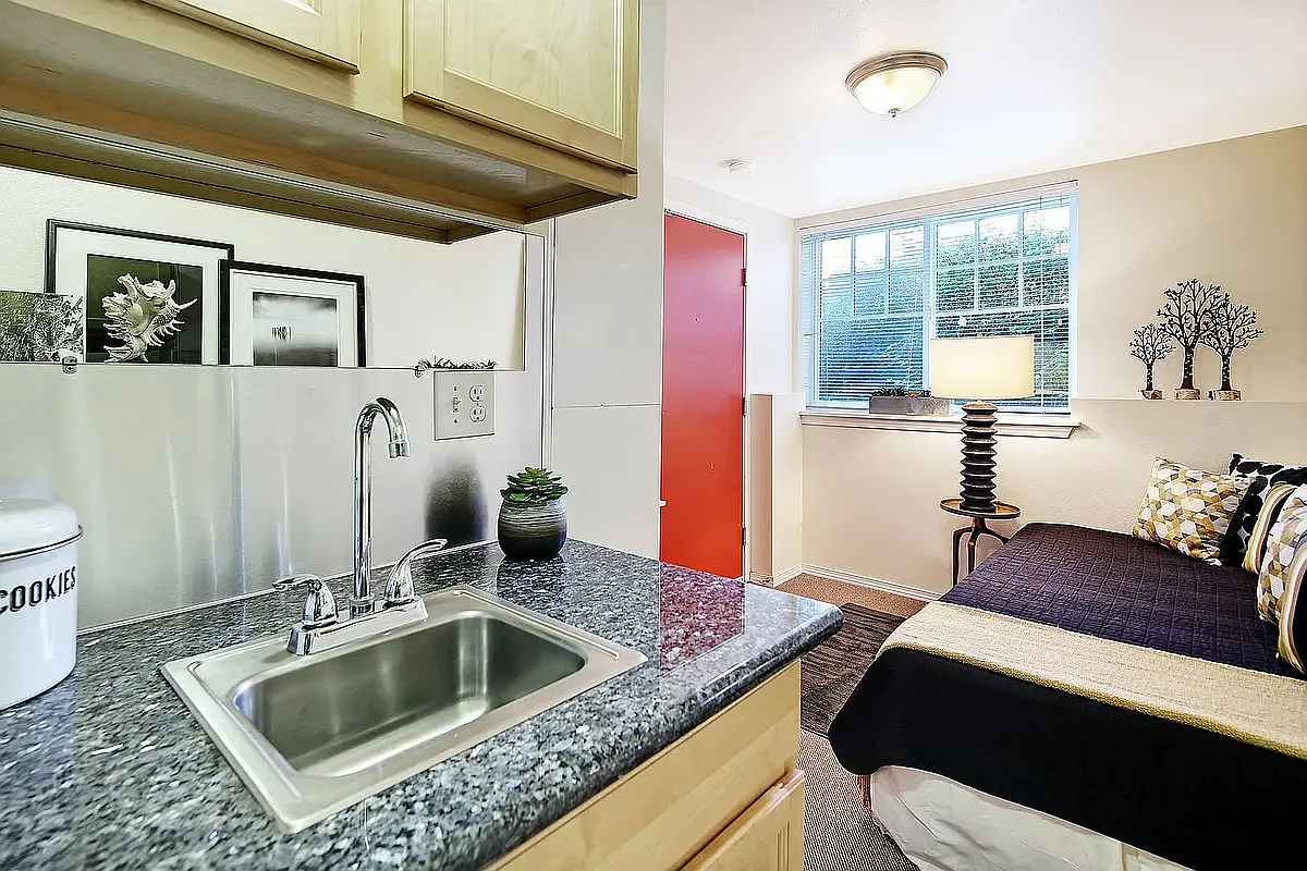 Terrazza Apodment Homes — Photo 1