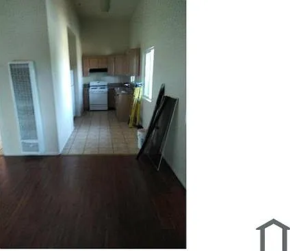 5869 S Figueroa St #4 — Photo 1