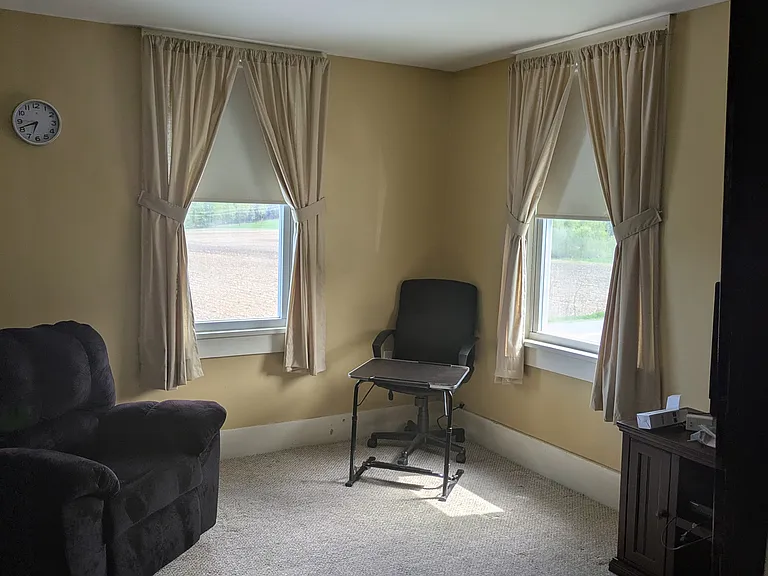 582 Stagecoach Rd — Photo 10