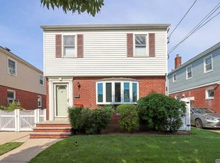 64 Spruce St, West Hempstead, NY