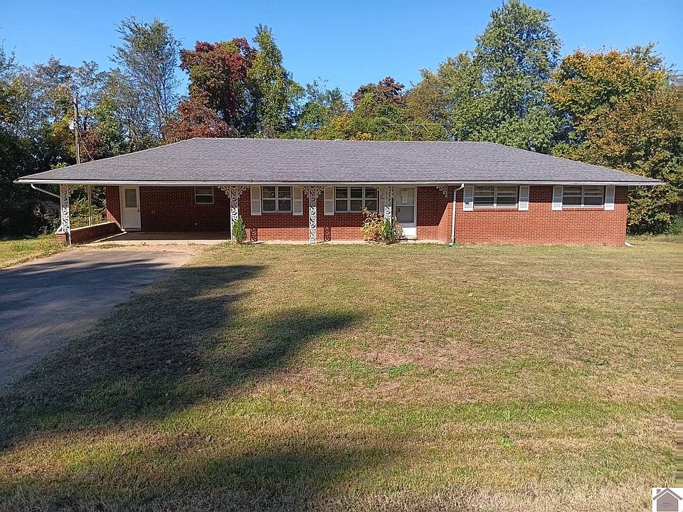 1st image of 23 Piper Dr