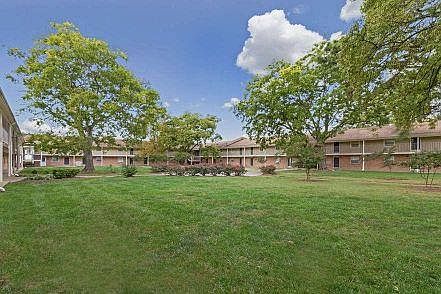 2nd image of 102 Americana Dr #6ygftz3su