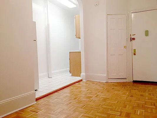 Rented by AJ Clarke | media 29