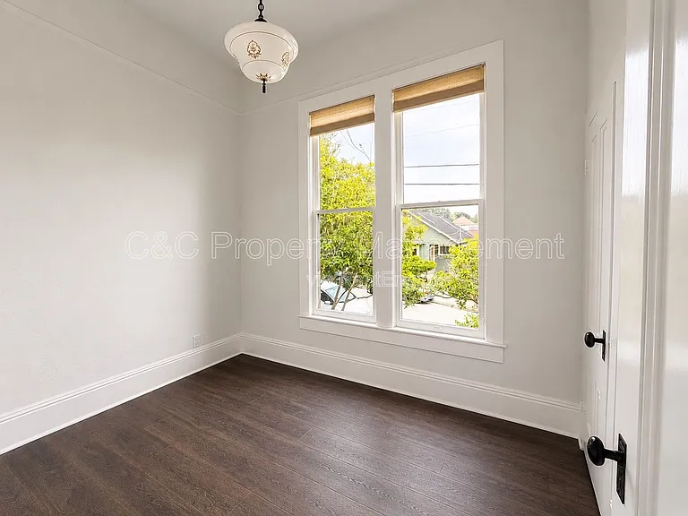 489 Laurel Ave #A — Photo 9