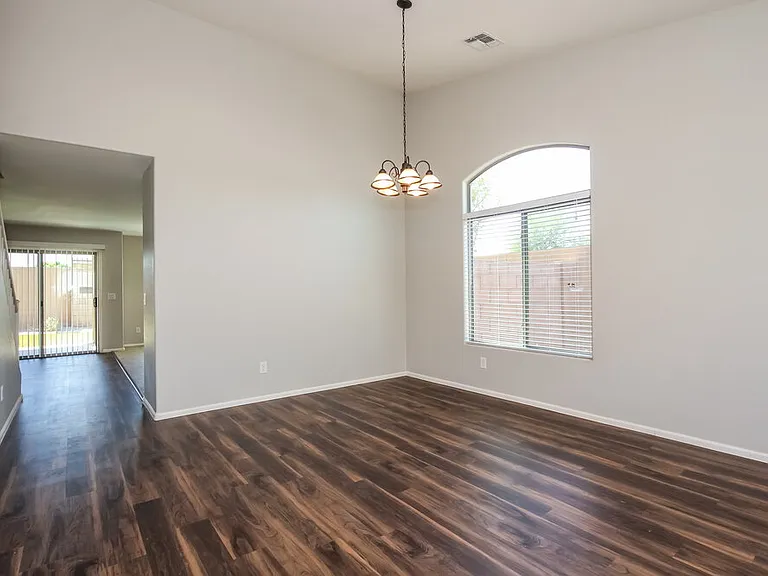 12471 N 75th Dr — Photo 5