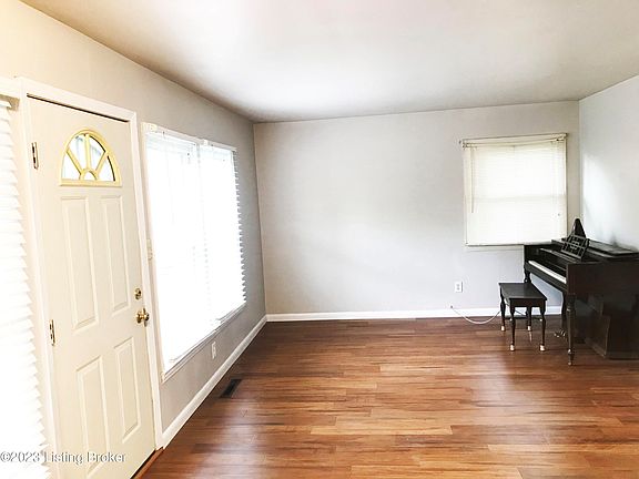 5th image of 5015 Delaware Dr