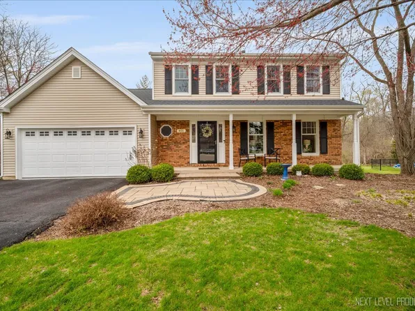 401 Kickapoo Ave, Batavia, IL 60510