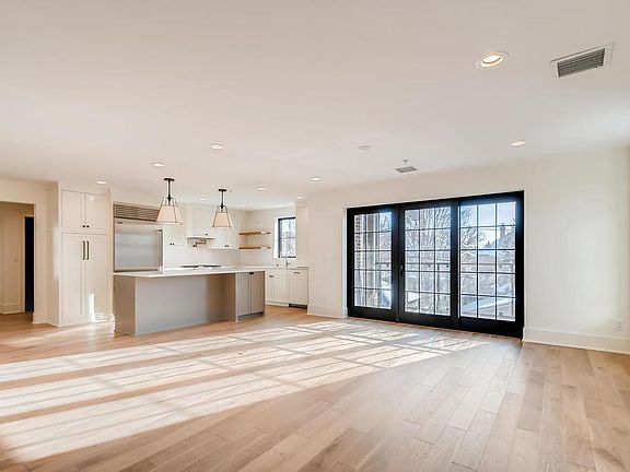 3rd image of 1174 Grand Ave #202