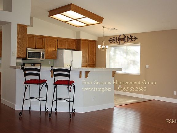 Laminate flooring