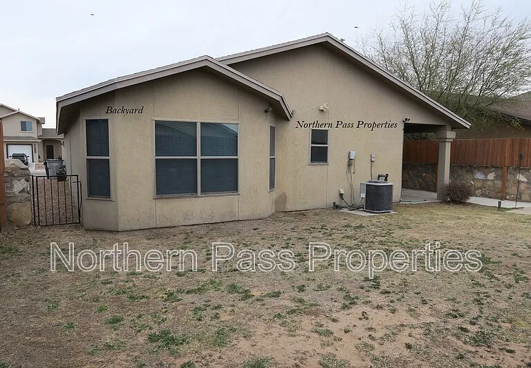 3233 Bell Point Dr — Photo 27