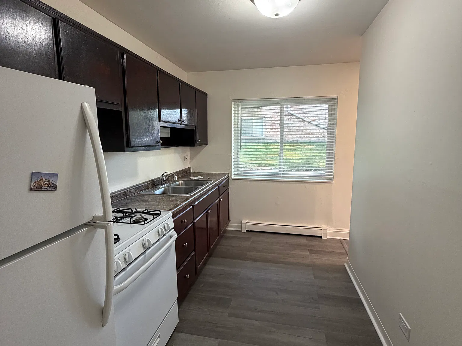 1 bed, 700 sqft, $1,600 — Photo 4