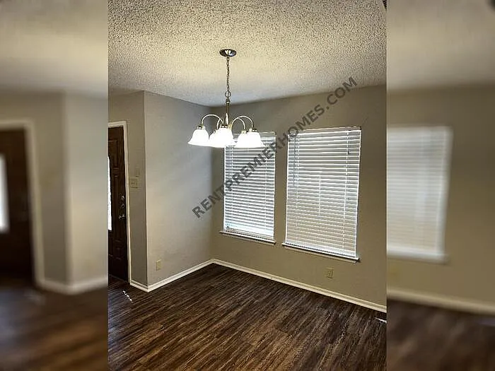 3 bed, 2.5 bath, 1698 sqft, $1,750 — Photo 4