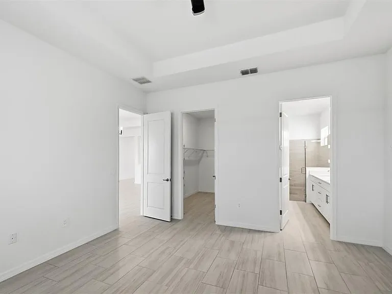 5543 Lightning Whelk Ln — Photo 12