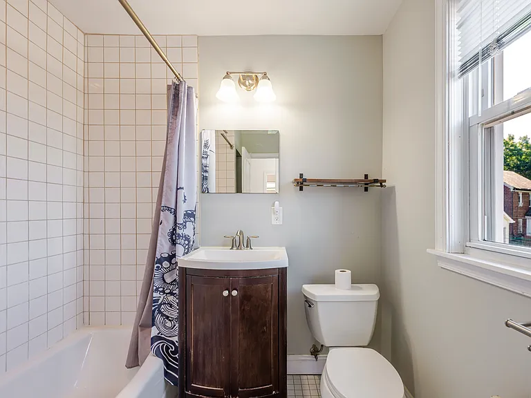 240 Van Buren St NW — Photo 10