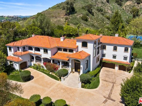 23593 Park South St, Calabasas, CA 91302
