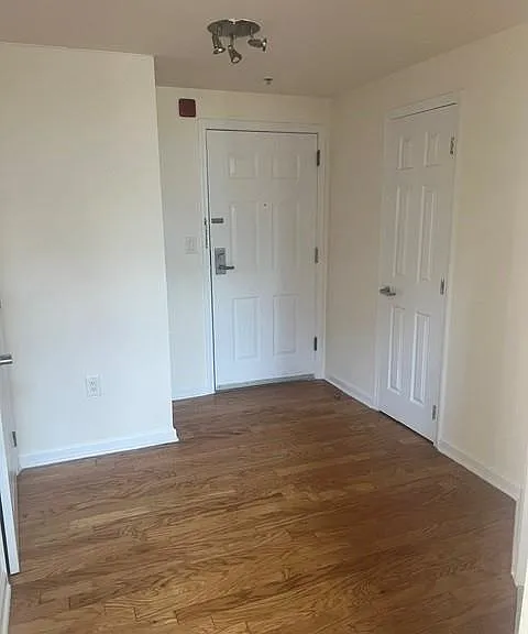 143 Morgan St #8A — Photo 26