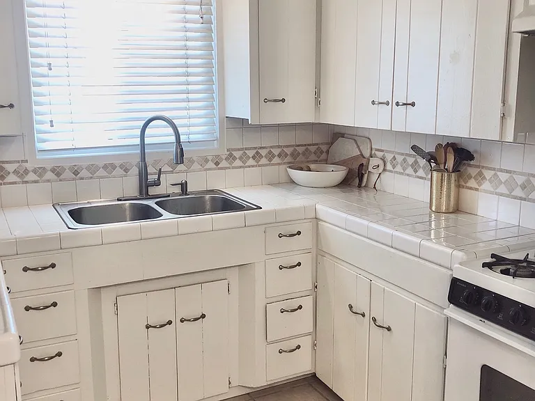 239 Avenida Del Mar #C — Photo 3