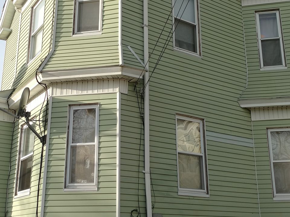 Front corner full view of 6 