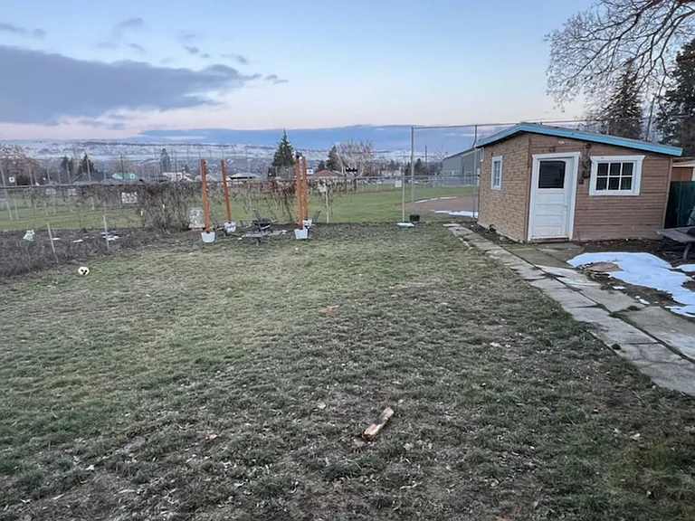 741 Saddlerock Dr — Photo 26
