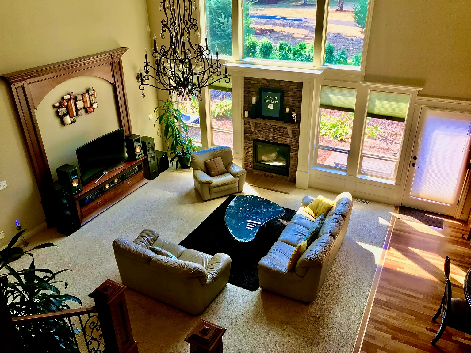 5 bed, 3787 sqft, $850 — Photo 1