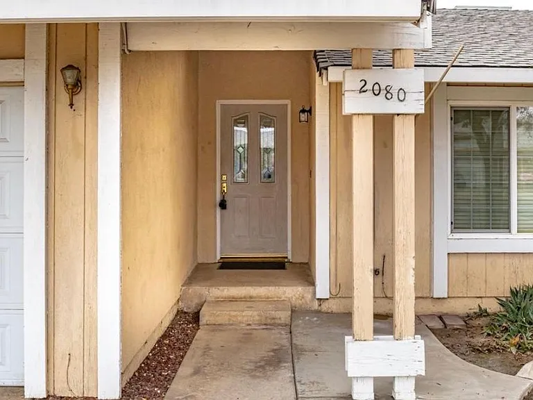 2080 Dels Ln — Photo 1