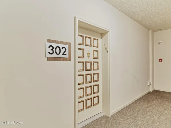4180 Lyndon Way Unit 302, Saint Matthews, KY 40207