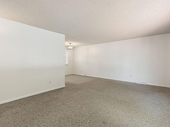 3rd image of 1722 27th Ave