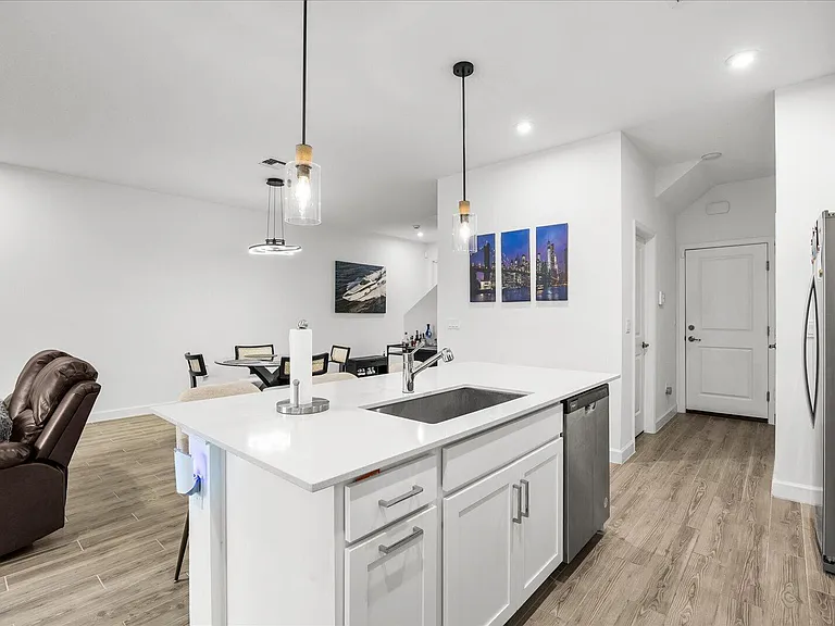 14042 SW Thorens Dr — Photo 12