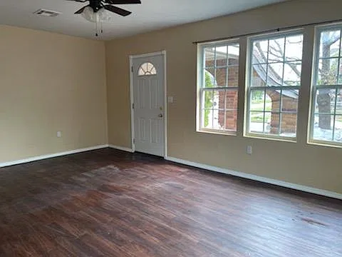 2 bed, 900 sqft, $1,000 — Photo 2