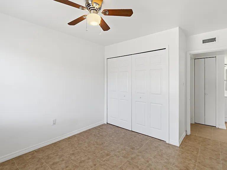 2569 N Alafaya Trl #133 — Photo 16