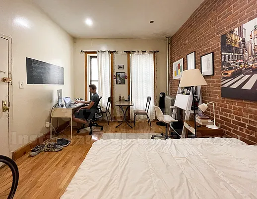 Rented by JB Mac Real Estate Inc. | media 21