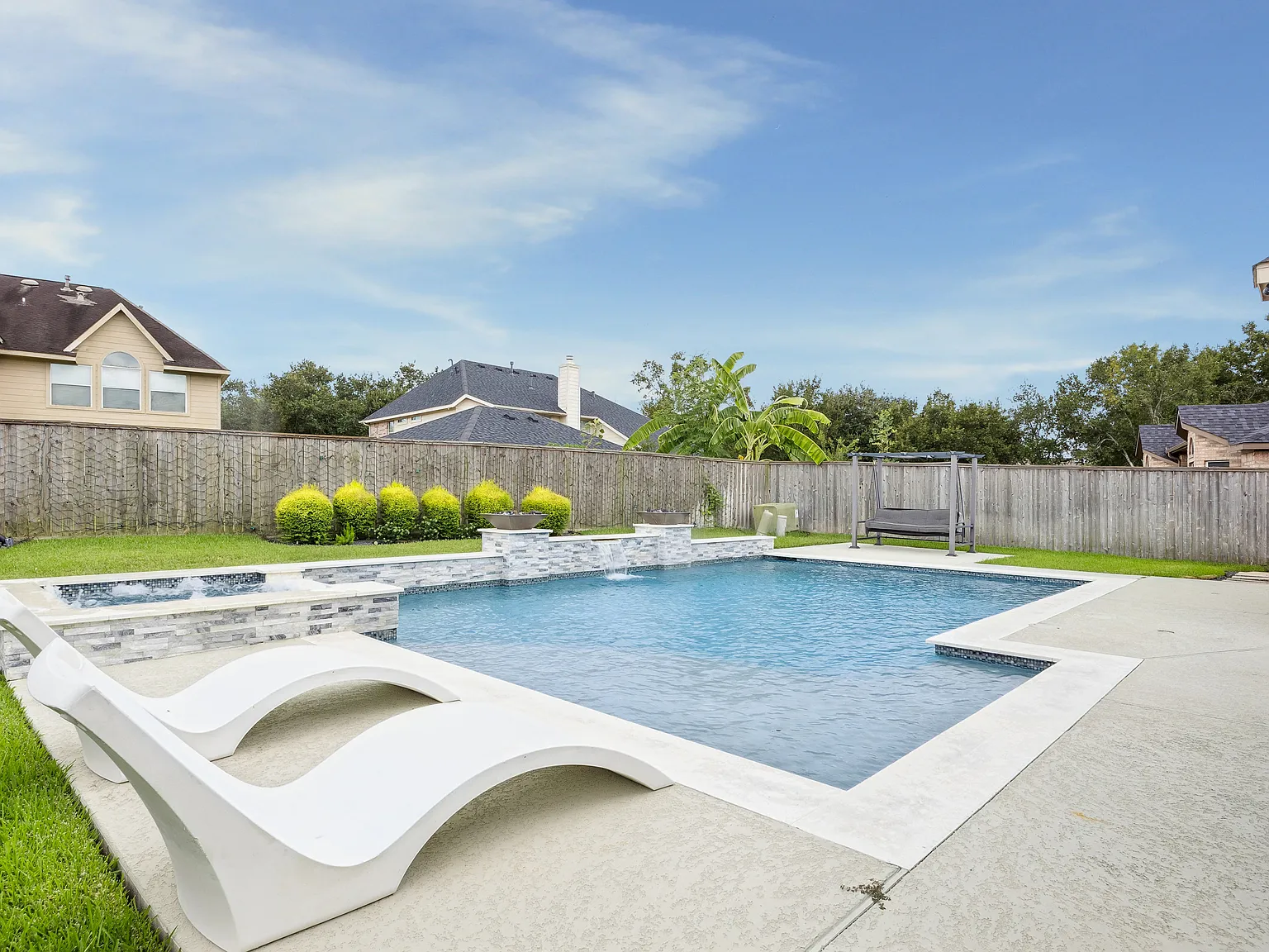 4 bed, 3.5 bath, 3315 sqft, $3,800 — Photo 1