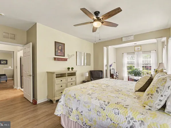 812 Long Dr APT A, Aberdeen, MD 21001