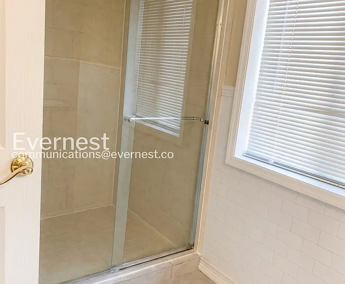 1528 Northgate Sq #2C — Photo 11
