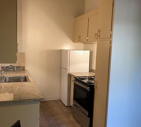 3rd image of 57 Ross Ave APT 16