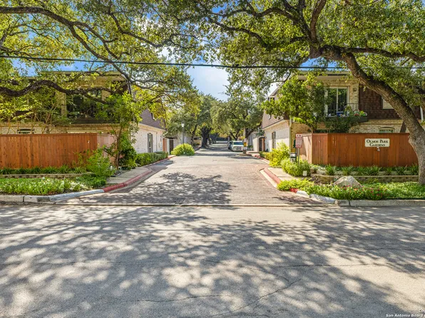 1045 Shook Ave #106, San Antonio, TX 78212