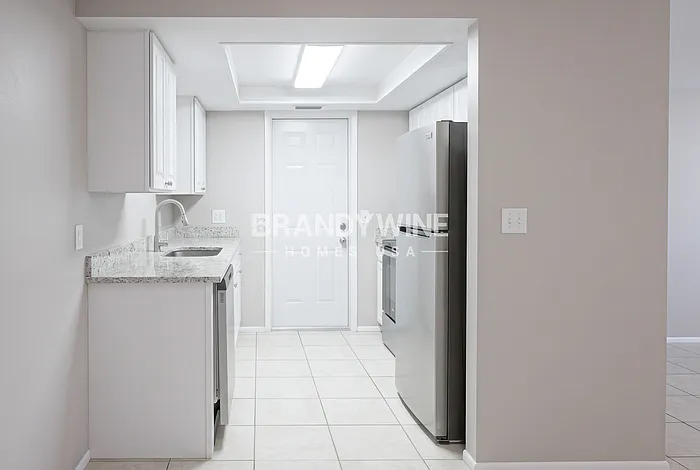 7804 Topay Ln — Photo 6