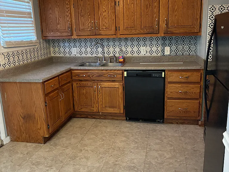 5716 N Terrace Ct — Photo 9