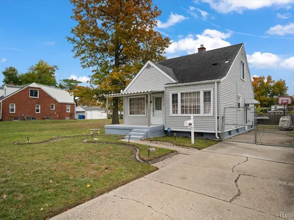 2144 Woodruff Ave, Warren, MI 48091