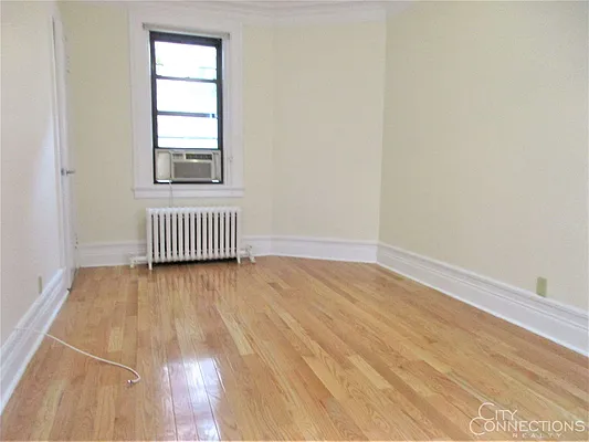 Rented by City Connections Realty | media 9