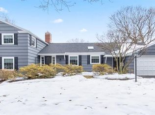 80 Whitewood Ln, Rochester, NY 14618