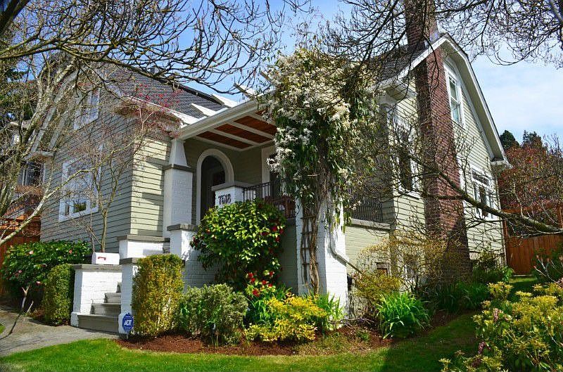 Beautiful Craftsman built in 1916 and Remodeled and updated from 2004 to present. All of it's original charm and warmth has been maintained yet upgraded for todays living.