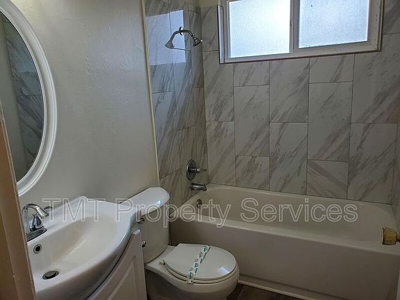 5th image of 2840 Norcade Cir APT 4