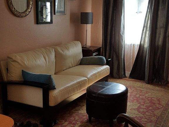5th image of 1817 6th St #1817