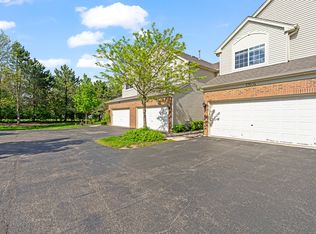 17604 S Gilbert Dr, Lockport, IL 60441