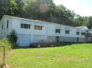 3729 Long Hwy, Charlotte, MI 48813