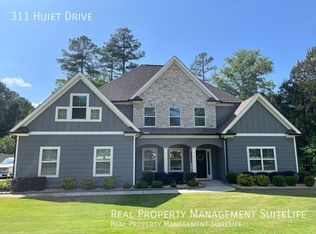 311 Huiet Dr, Fayetteville, GA 30215