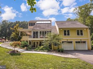 12423 Henderson Rd, Clifton, VA 20124