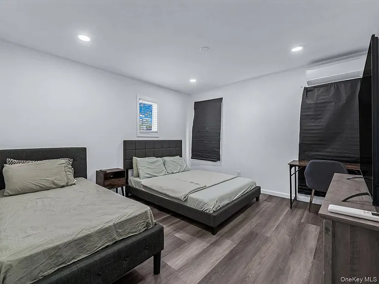 21 James Ll Burrell Ave — Photo 7