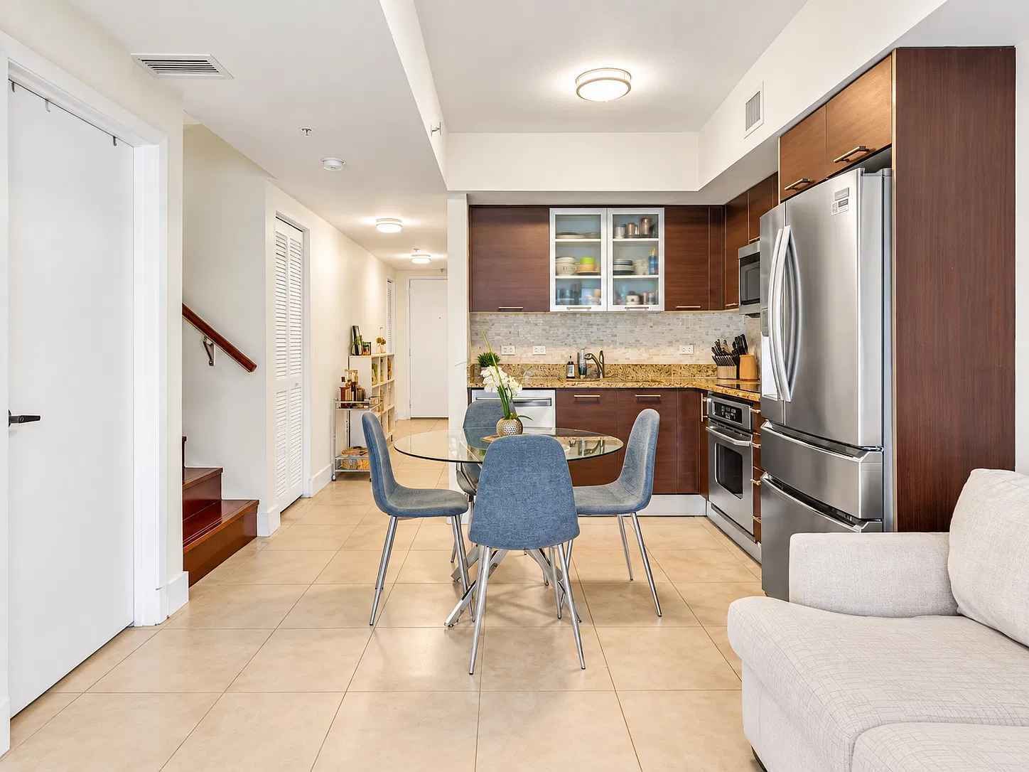2 bed, 1402 sqft, $5,000 — Photo 3